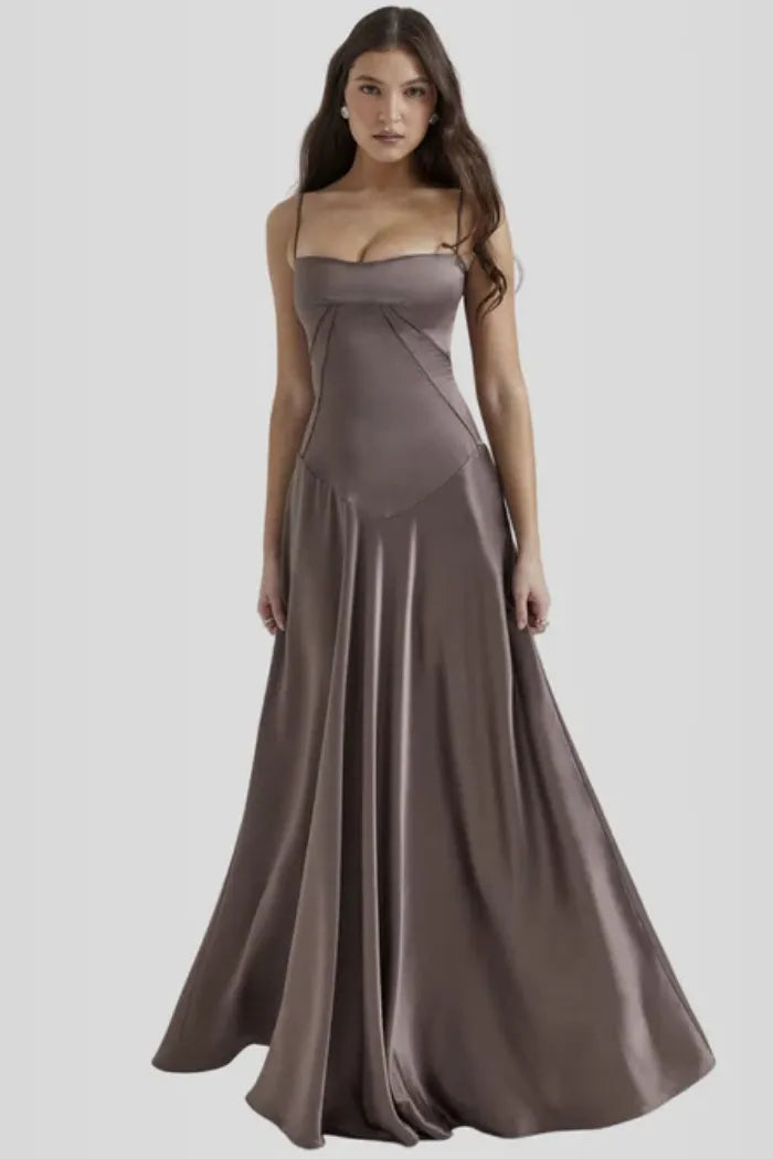 Vestido Longo Com Cetim Sedoso - Lindele Exclusive