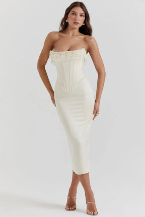Vestido Midi Com  Fileiras de Pérolas  - Lindele Exclusive